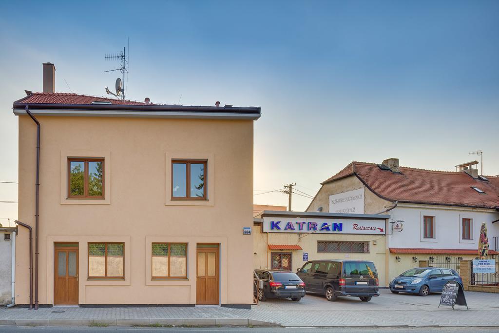 Apartements Studio 964 Líbeznice Eksteriør bilde